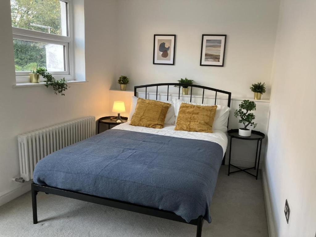 Awesome Refurbished 1 Bed Flat Few Steps To High St ! - 2 East House Apartment Epsom Exterior foto